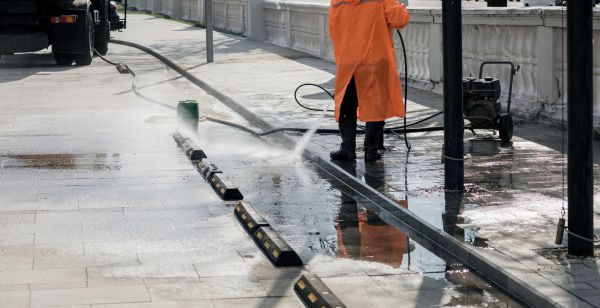 Parking Lot Pressure Washing in Palm Coast