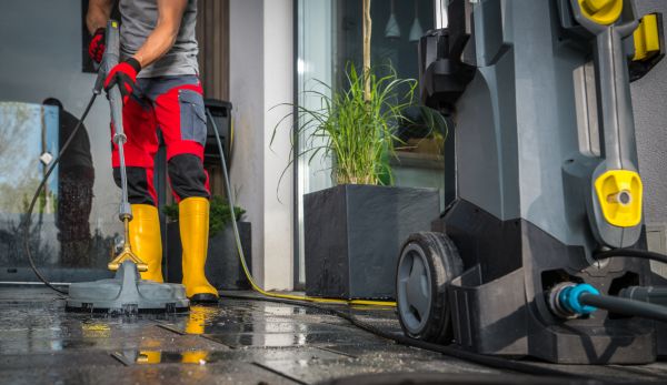 Commercial Pressure Cleaning in Palm Coast