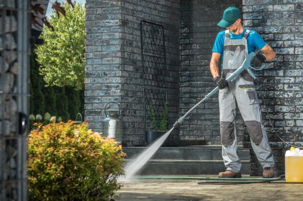 Outside House Cleaning in Palm Coast